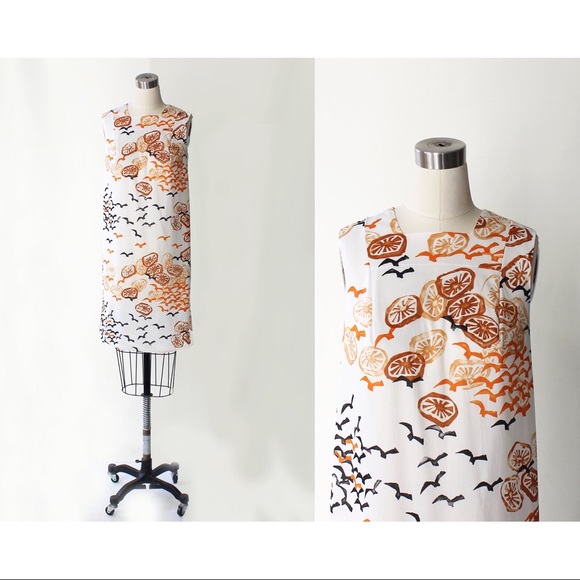 1960s vintage Vanity Fair Novelty Print Slip Dress - Picture 8 of 8